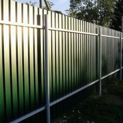 Забор из профлиста на буровых столбах НКТ 73мм